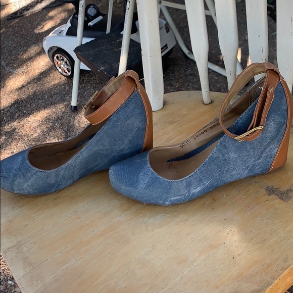 Light Blue Wedges in size 7.5 - Picture 3 of 5